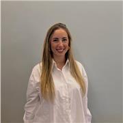 Sono una psicologa, con esperienza in ambito dei DSA, BES e ADHD. Offro lezioni strutturate e personalizzate al singolo bambin